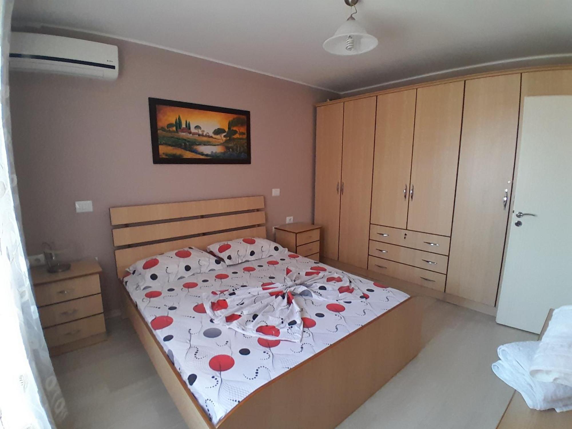 Cufaj Apartaments Shkodra Екстер'єр фото